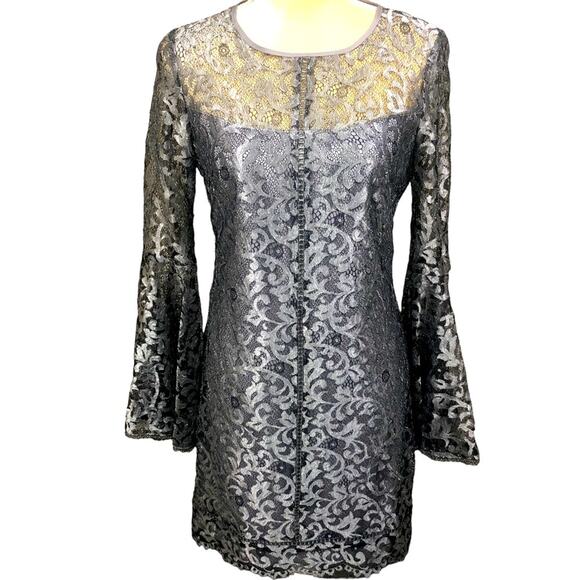 White House Black Market Silver Lace Bell Sleeve Sheath Dress Blogger Size 4 NWT - Picture 6 of 15